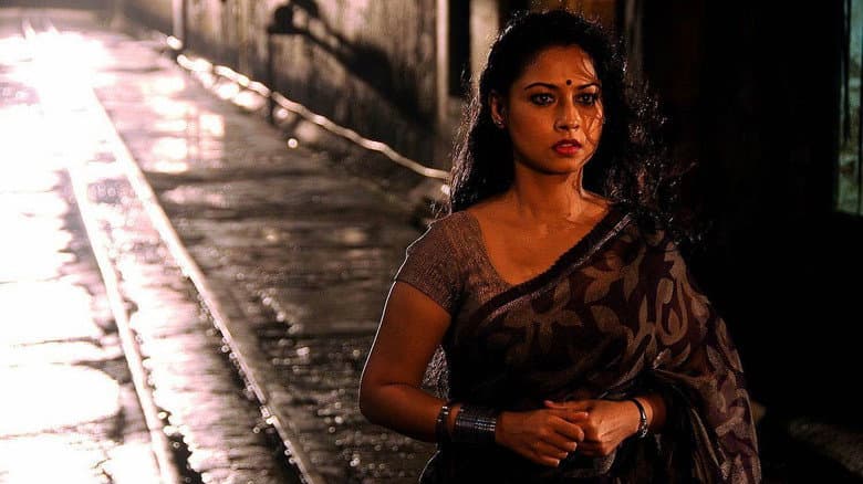 Backdrop from Vidiyum Munn