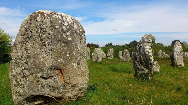 Backdrop from Carnac : sur les traces du royaume disparu