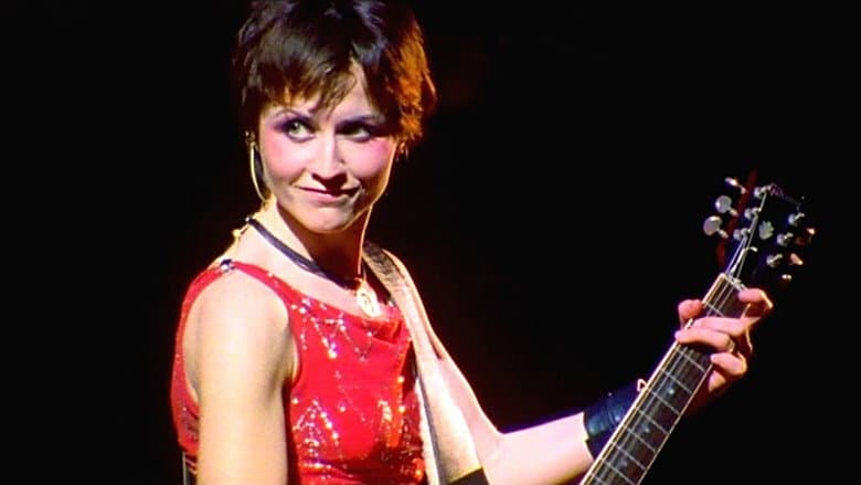 Кадр із фільму «The Cranberries - Beneath the Skin - Live in Paris»