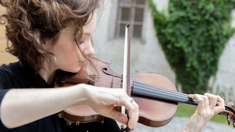 Backdrop from Hilary Hahn: A Portrait
