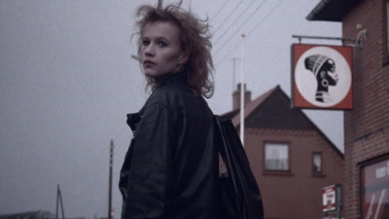 Backdrop from Født til Filmen