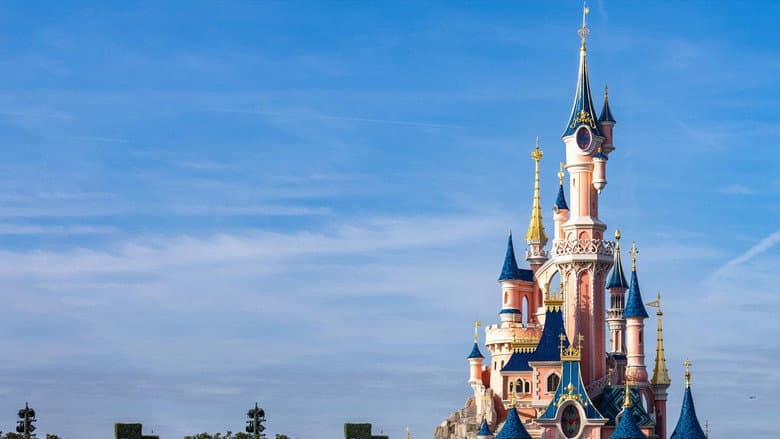 Backdrop from Disneyland Paris : Les Secrets du château