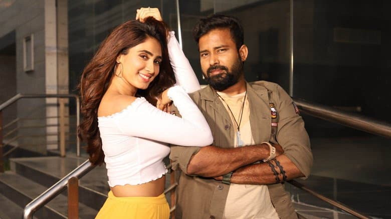 Backdrop from Naanum Single Thaan