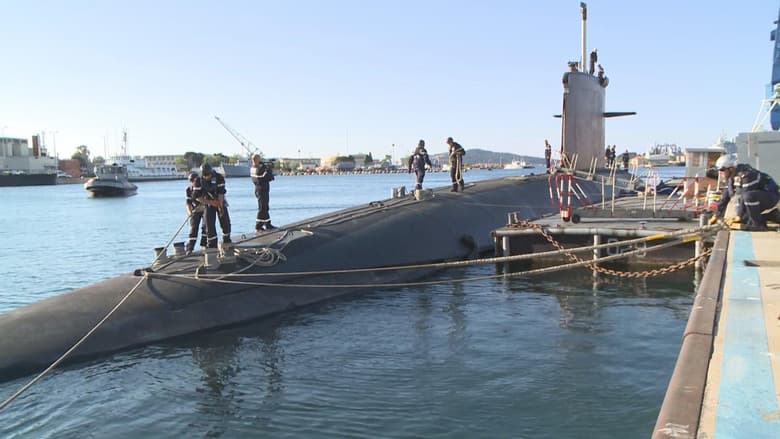 Backdrop from Submarines: The Invisible Weapon