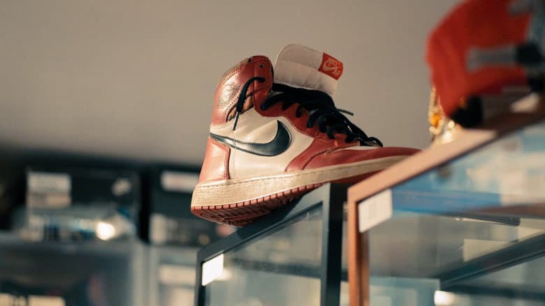 Backdrop from One Man and His Shoes