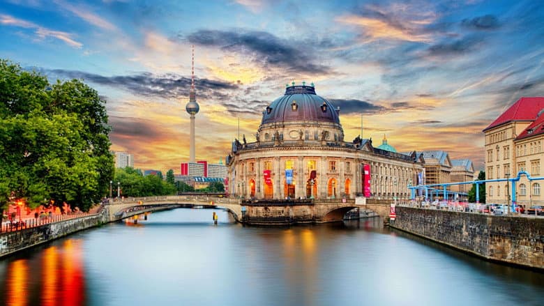 Backdrop from Berlin's Treasure Trove