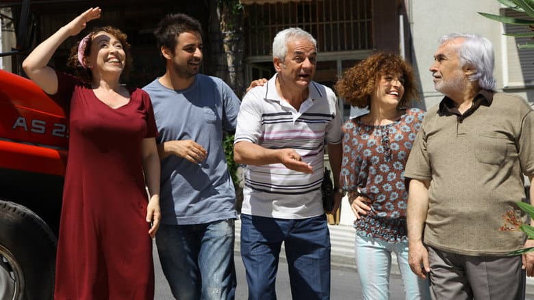 Backdrop from İbret-i Ailem