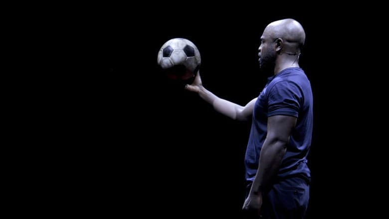 Кадр із фільму «National Theatre Live: Death of England: Delroy»