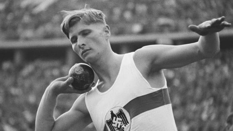 Кадр із фільму «Олімпія»
