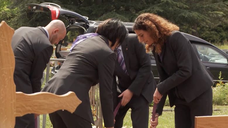 Backdrop from Women Undertakers: Back for the Dead