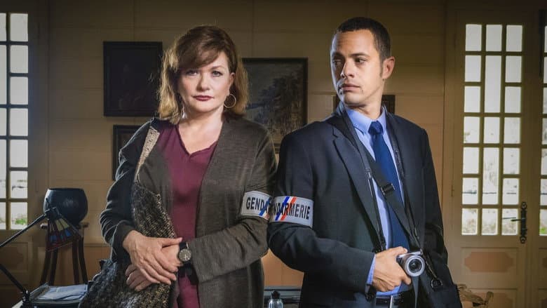 Backdrop from Murder on Reunion Island