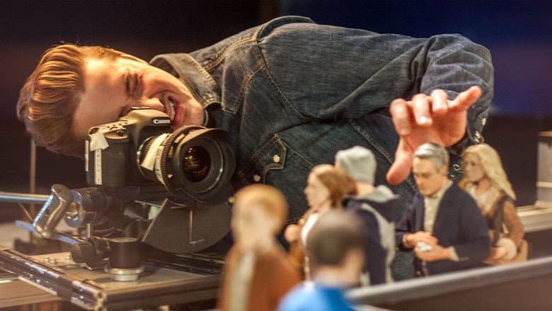 Backdrop from None of Them Are You: Crafting Anomalisa