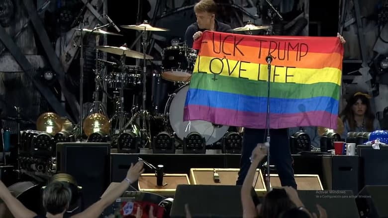 Backdrop from Pearl Jam: Rome 2018