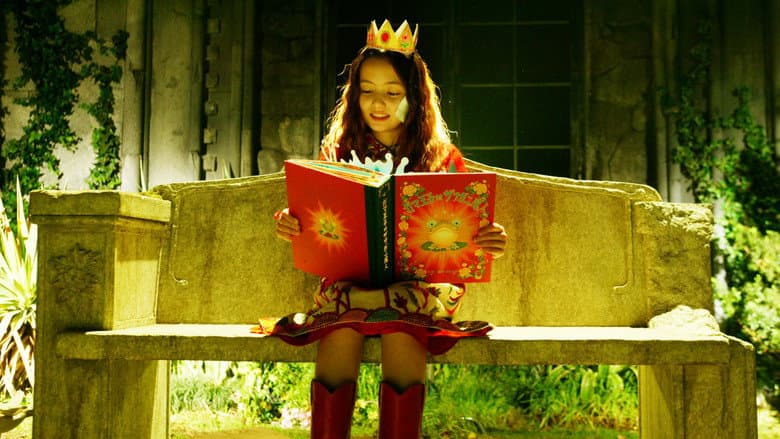 Backdrop from Paco and the Magical Book