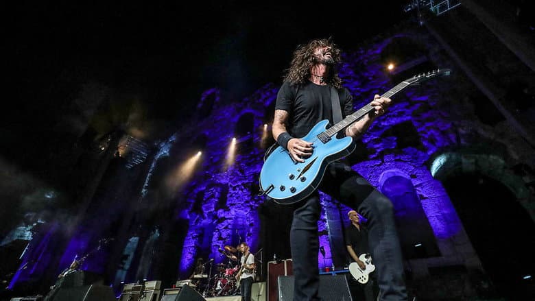 Backdrop from Foo Fighters – Landmarks Live in Concert: A Great Performances Special