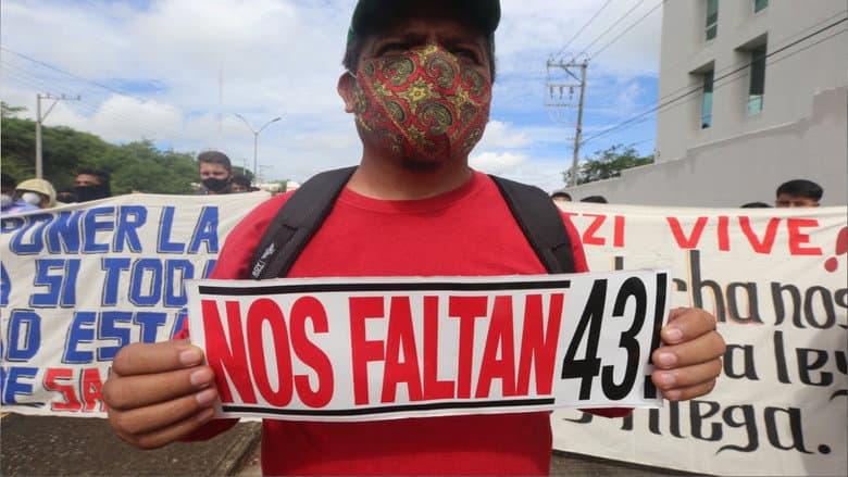 Backdrop from Ayotzinapa en mí