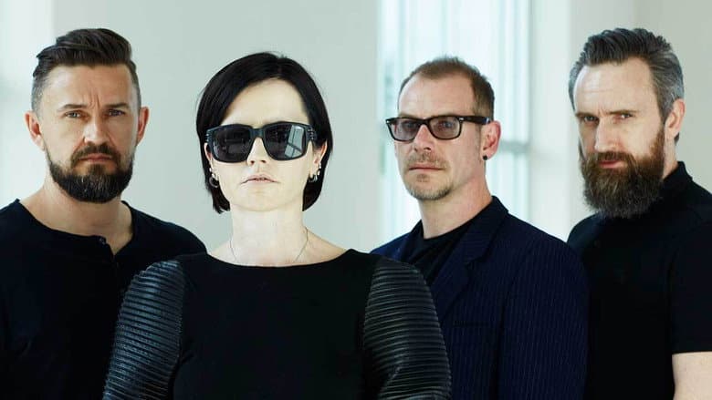 Backdrop from The Cranberries - Stars: The Best Videos 1992-2002