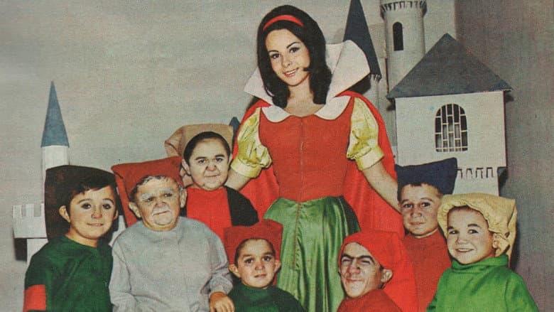 Кадр із фільму «Snow White and the Seven Dwarfs»