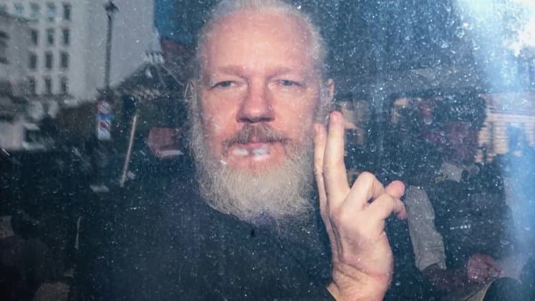 Кадр із фільму «Julian Assange: The Price of Truth»