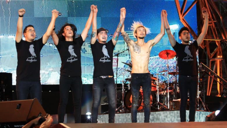 Backdrop from Bodyslam: Live in Kraam