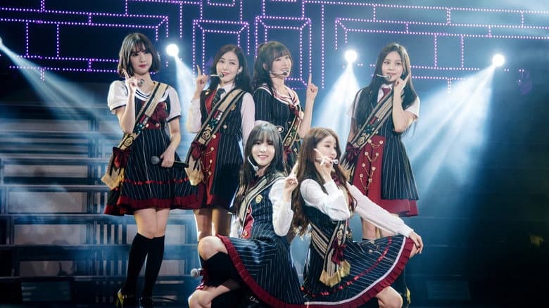 Backdrop from 2018 GFRIEND FIRST CONCERT Season of GFRIEND