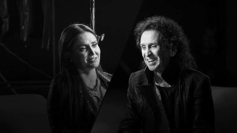Backdrop from En primera persona: Álex Lora & Celia Lora