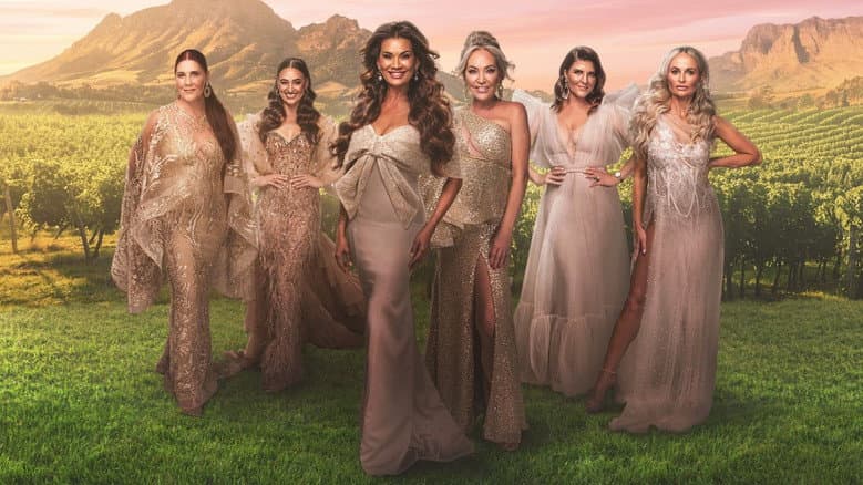 Backdrop from Die Real Housewives van die Wynlande